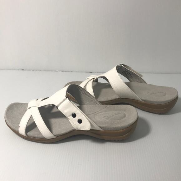 NWT Easy Street Comfort Wave White Slip-on Sandals 8W - Picture 2 of 10